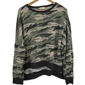 Spring Haze slouchy green camp waffle knit top  size medium
